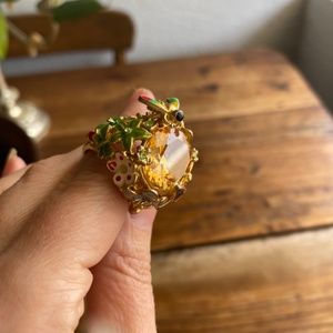 Cocktail ring